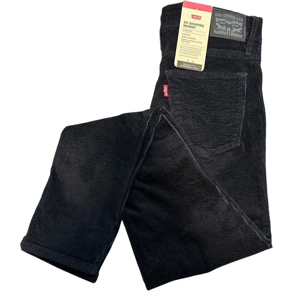 Levi's Women's Skinny Corduroy Jeans in Black